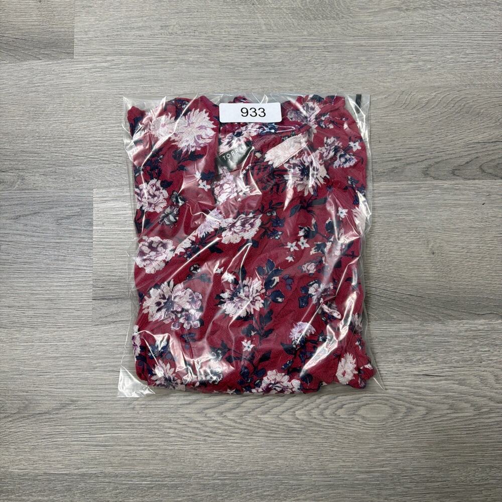 torrid Red Floral Sleeveless Ruffle Neck Blouse - Picture 4 of 4